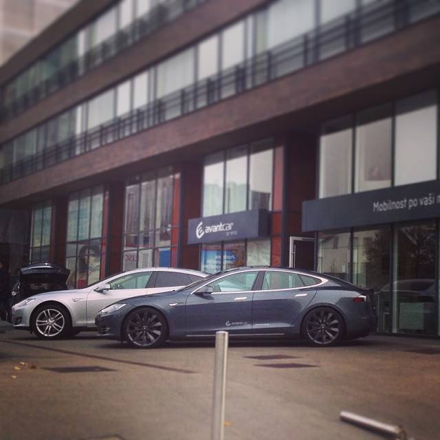Tesla S testa_s