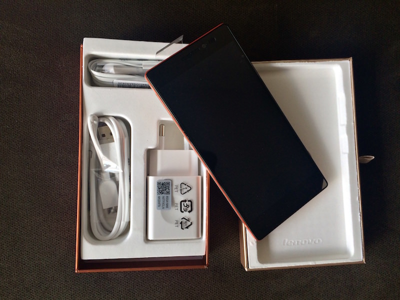 Unboxing Lenovo Vibe X2 - pametni mobilni telefoni Lenovo tudi v Sloveniji lenovo_vibe_x2_001