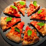 Fetiche bar gourmet pizza iz kislega testa had testira pizze003