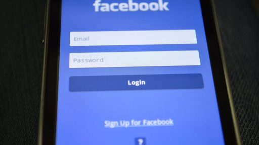 Facebook praznuje 15. let kako je Facebook Mark Zuckerberg spremenil svet