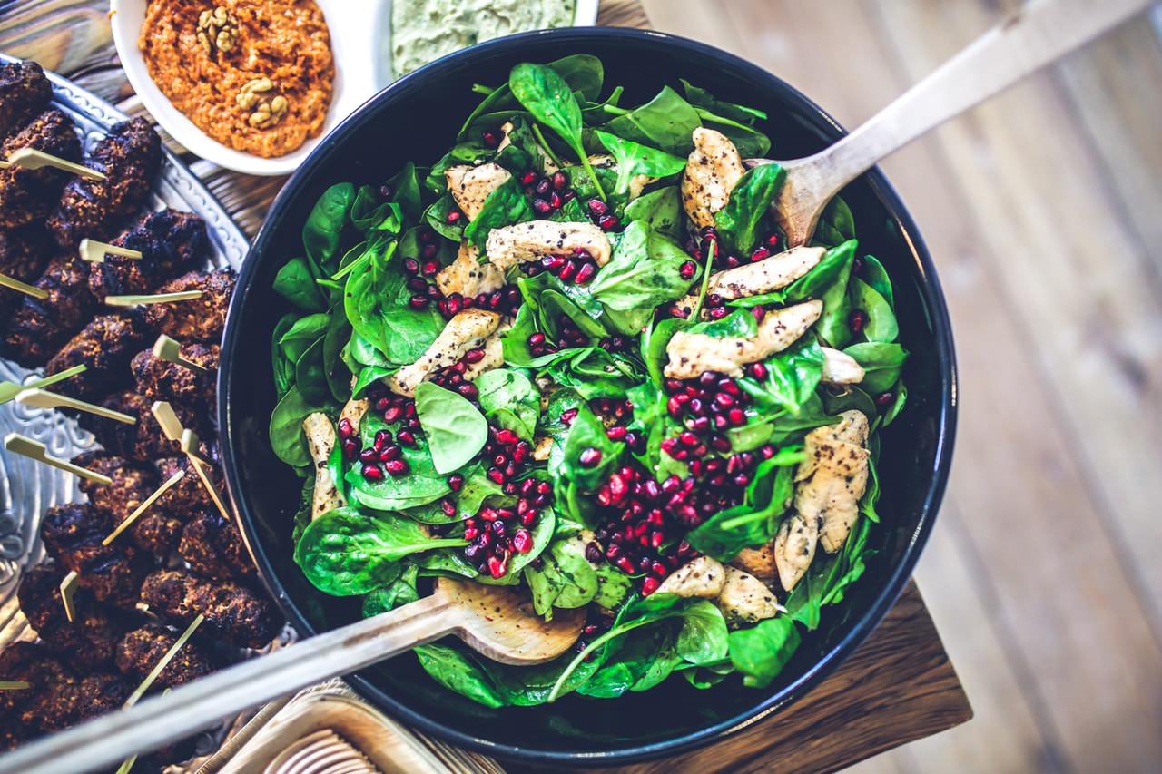 Vegi prehrana ni veganska prehrana vegi je oznaka za vegetarijansko prehrano