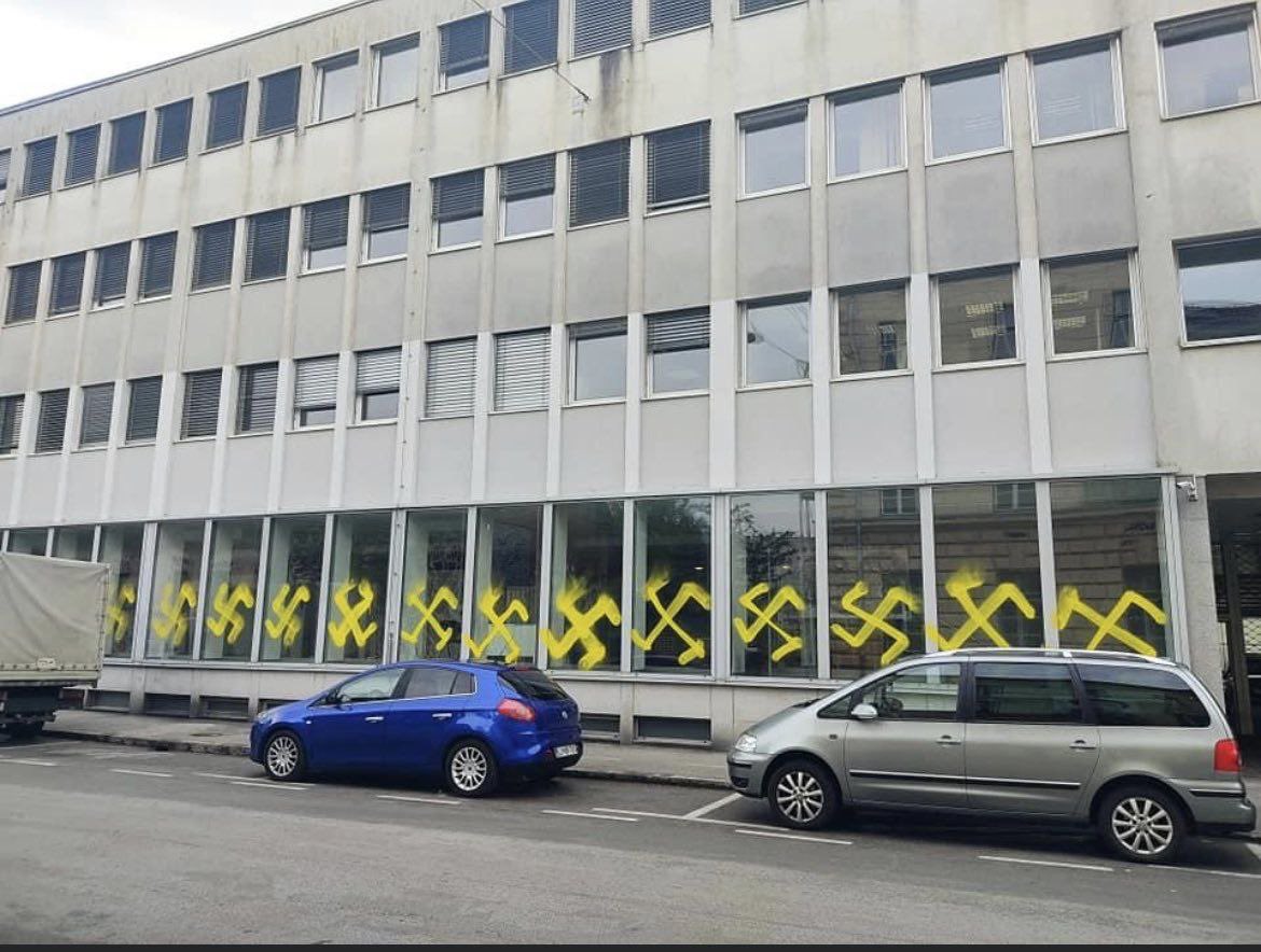 kljukasti kriz