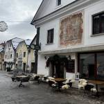 hisa linhart uros stefelin radovljica 1