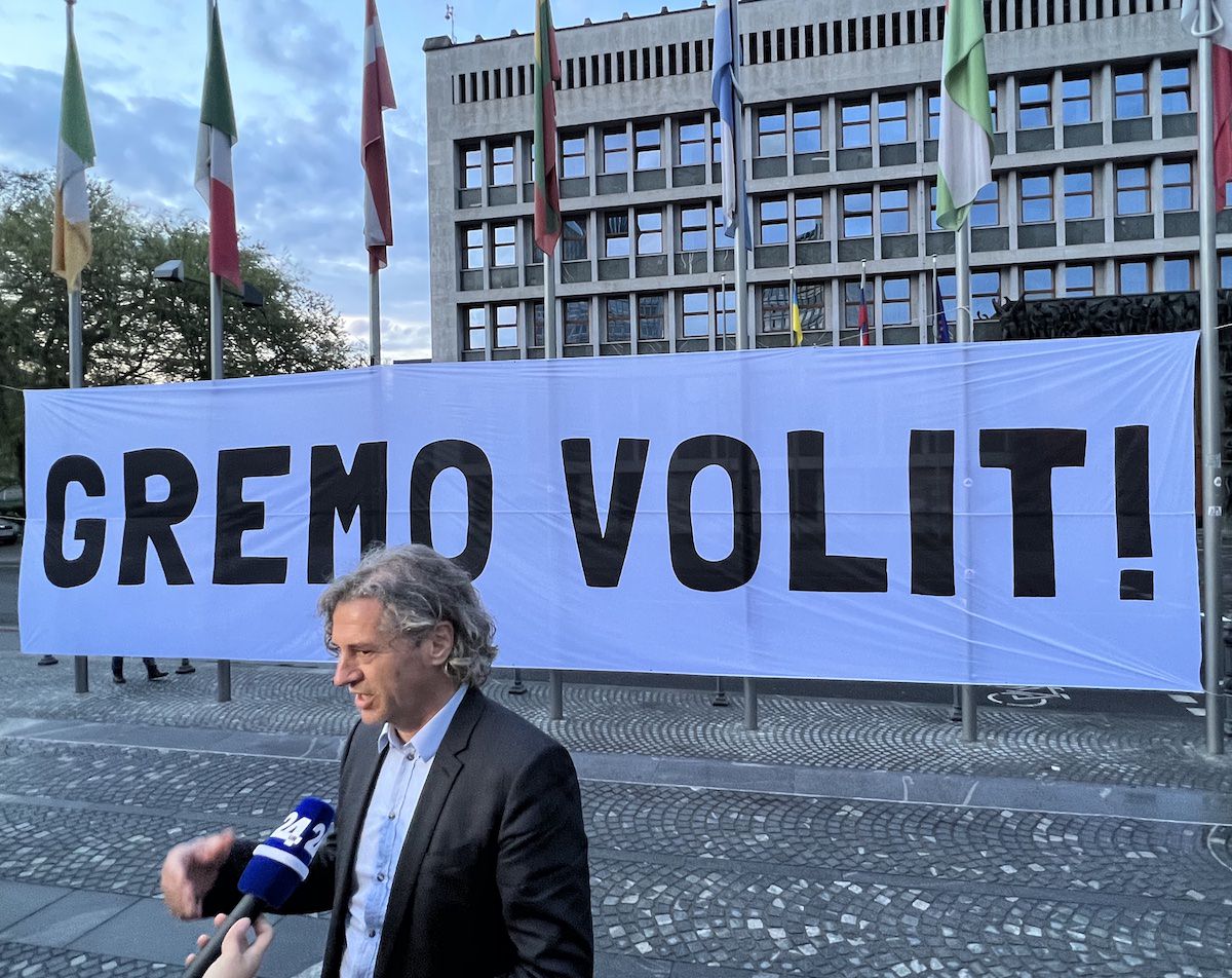 robert golob svoboda premier slovenije